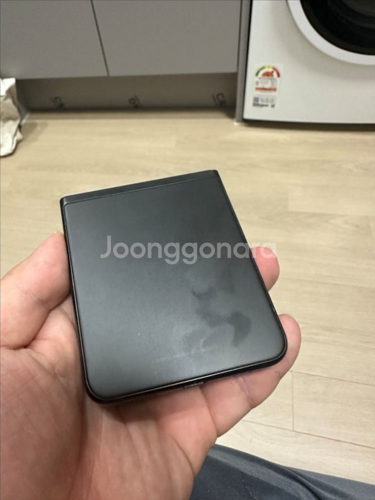 갤럭시 플립 3 팬텀블랙--16