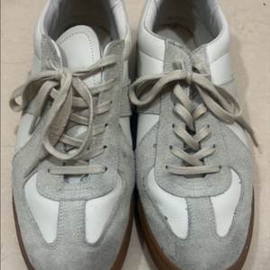 독일군 스니커즈 285