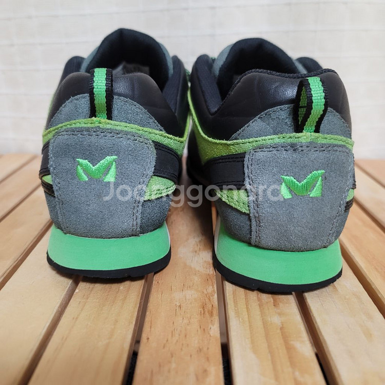 밀레 등산화 트레킹화 245--4