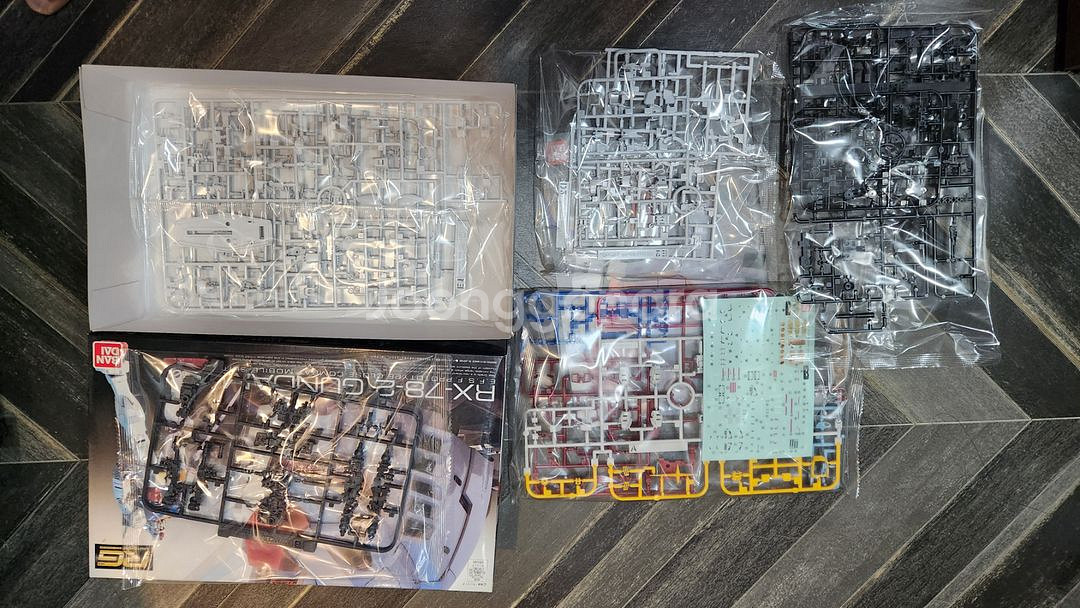 RG 1/144 RX-78-2 퍼스트 건담--1