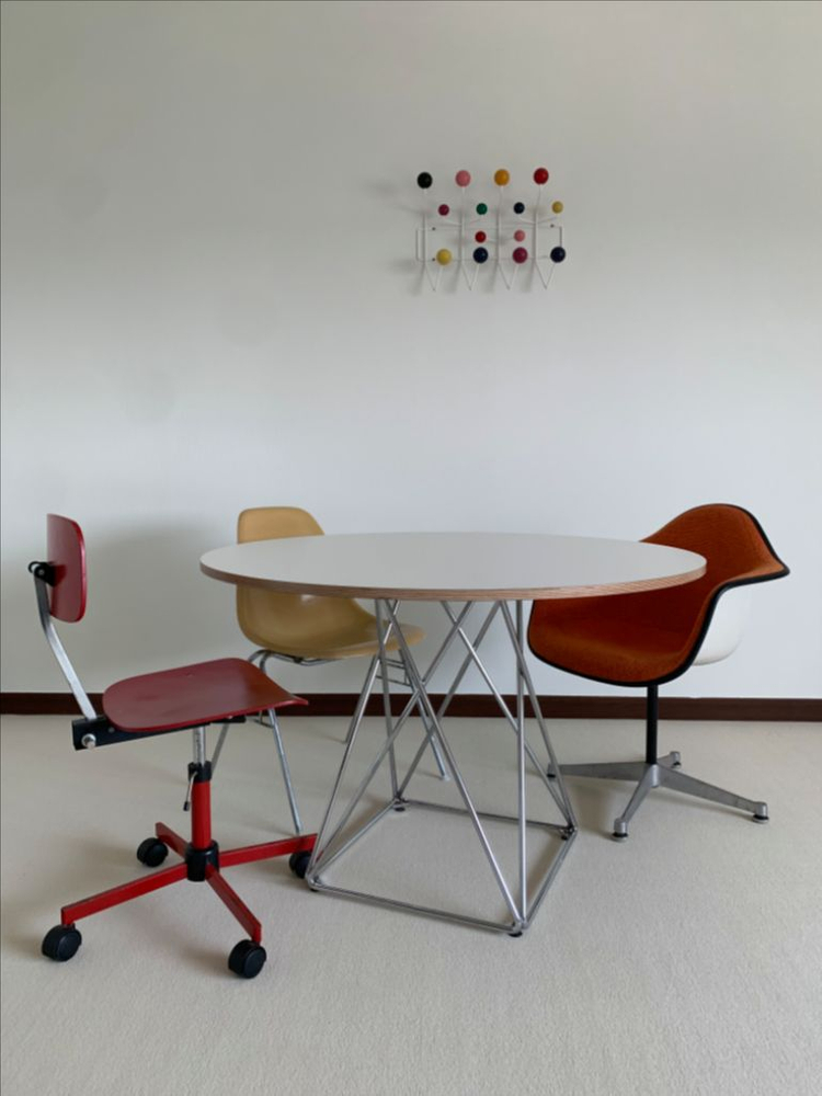 빈티지 토넷 Thonet 다이닝 테이블 이미지