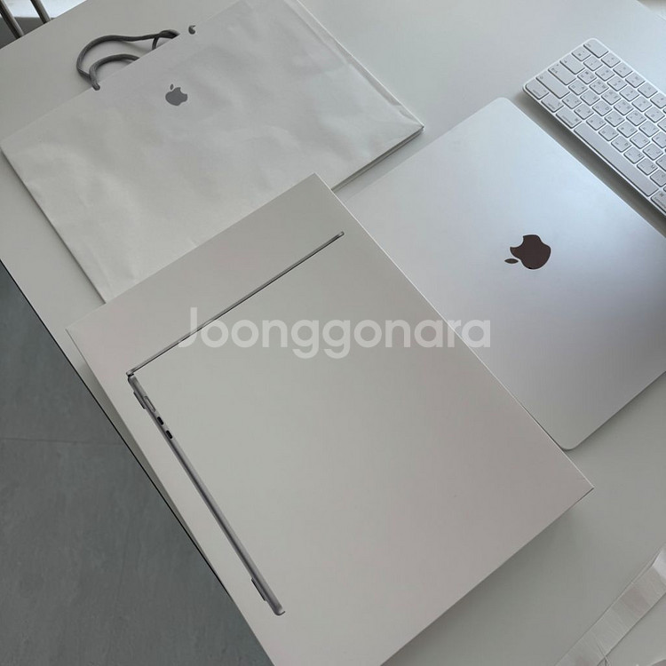 맥북 에어 M3 15인치 1TB 24GB 영문 애케플--3