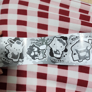 산리오 캐릭터 가챠(배드바츠마루,키티)