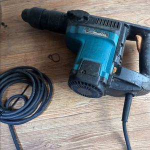 마끼다 파쇄 함마드릴 hr4000