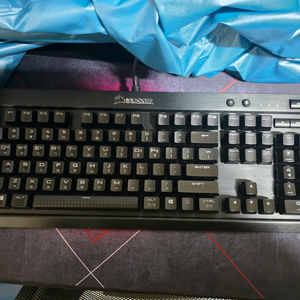 커세어 k70 lux 적축 급처
