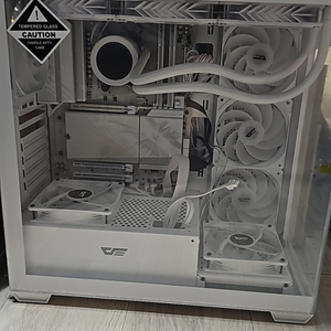 7800X3D 화이트 반본체 새상품 팝니다