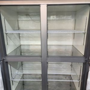 유니크대성 직냉식 45박스 4도어 상냉동 업소용냉장고