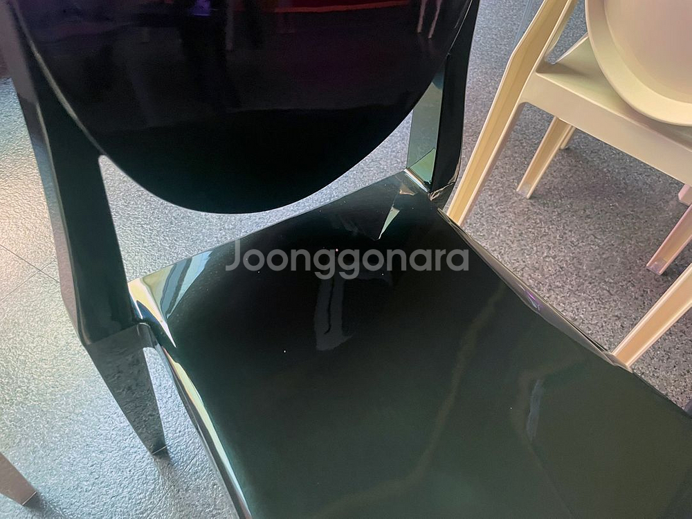 아크릴 의자--2