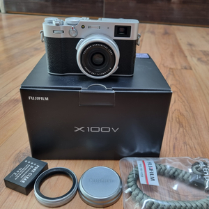 후지필름 x100v 팝니다!