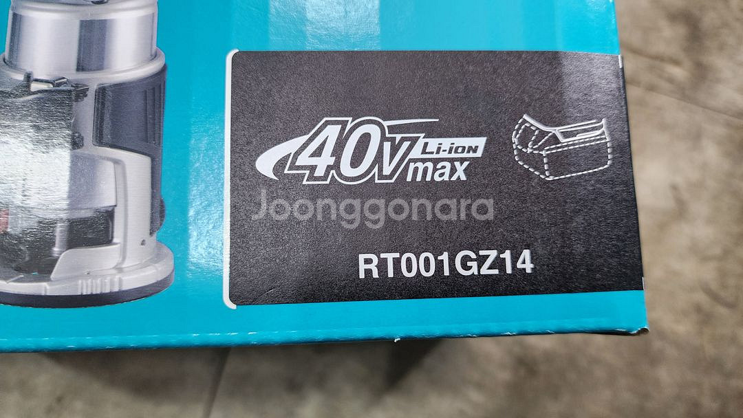 마끼다 충전트리머 루터 RT001GZ 본체 40V--2
