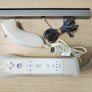 위유 wiiu 위 3종세트 위리모컨, 센서바, 눈차크