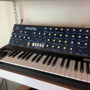 behringer monopoly베링거 모노폴리 팔아요