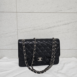 샤넬 클래식캐비어 라지 블랙 내장칩버전