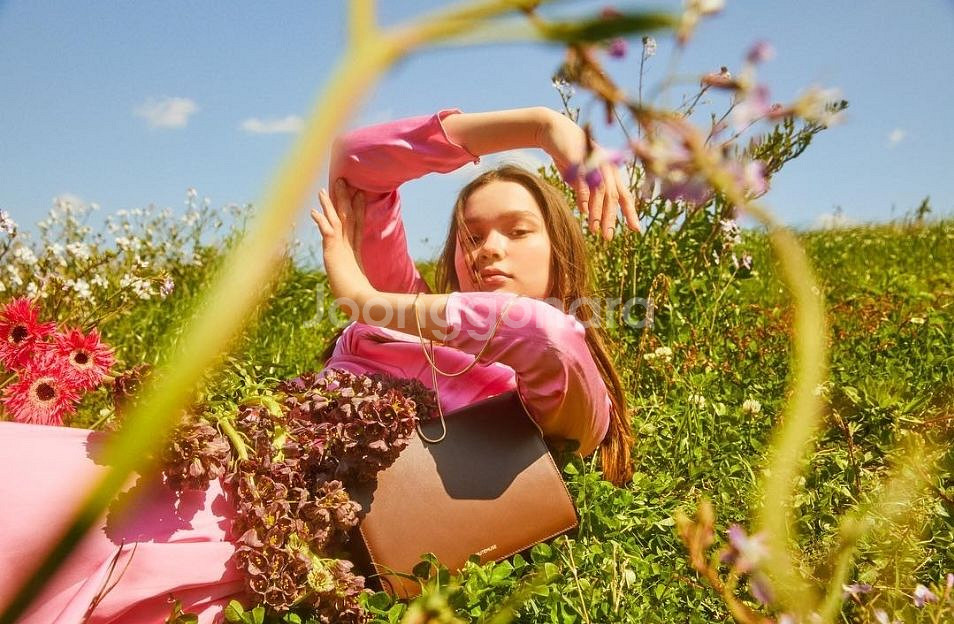 MUTEMUSE 무트뮤즈 어뮤즈백 베이직 스트랩--1