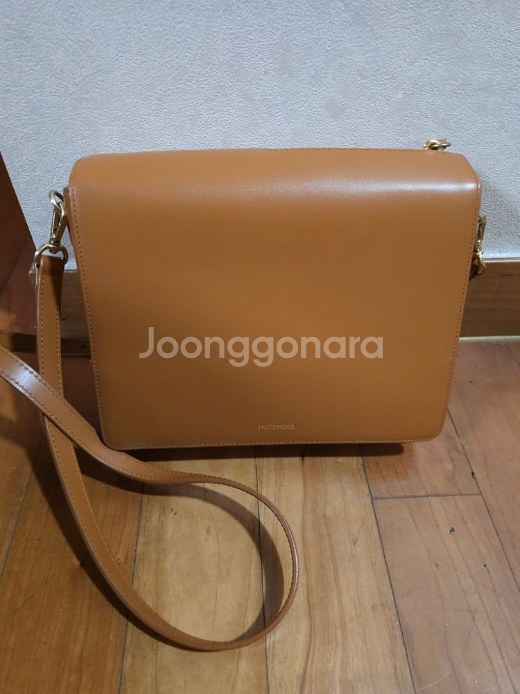 MUTEMUSE 무트뮤즈 어뮤즈백 베이직 스트랩--3