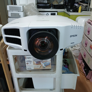 앱손7000안시 고성능 eb-g7900 중고빔프로젝터