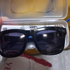 휠라선글라스