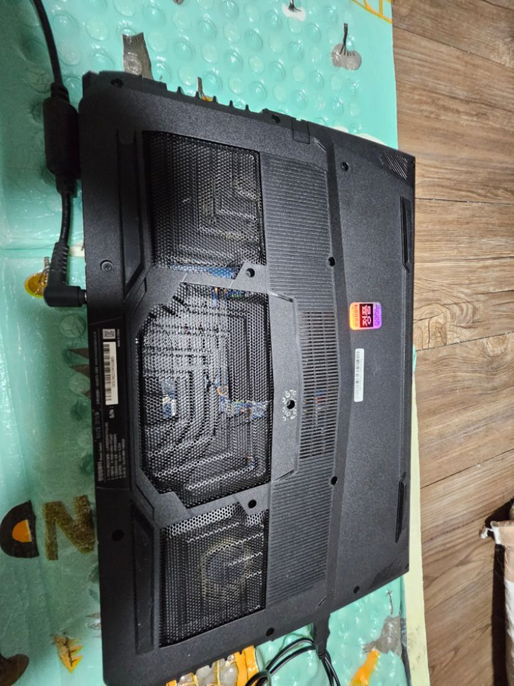 한성 게이밍 고사양 노트북 판매합니다--3