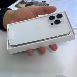 아이폰16pro 화이트 256GB 자급제
