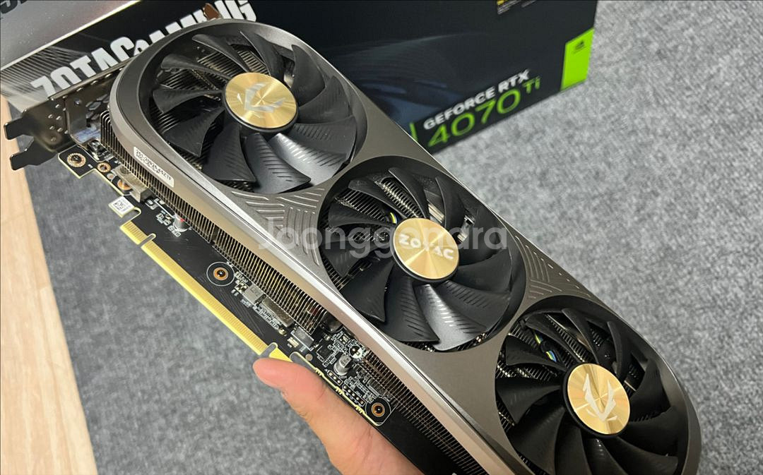 zotac RTX 4070 Ti Trinity OC--3