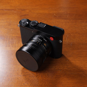 라이카 Leica Q2