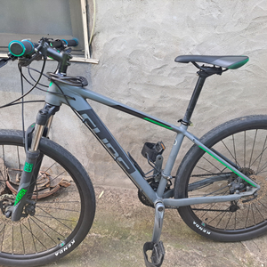 큐브 아날로그 MTB 자전거