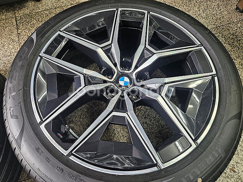 BMW G60 5시리즈 19인치 936M 정품 휠타이어--5