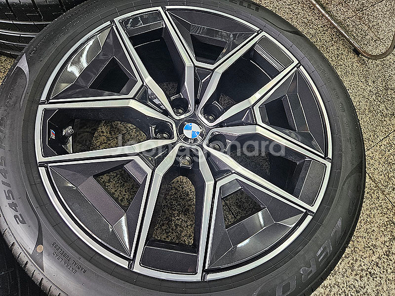 BMW G60 5시리즈 19인치 936M 정품 휠타이어--3