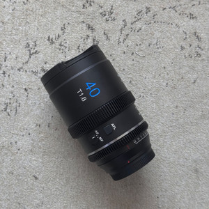 시루이 아나모픽 40mm T1.8 오토포커스 렌즈 팜