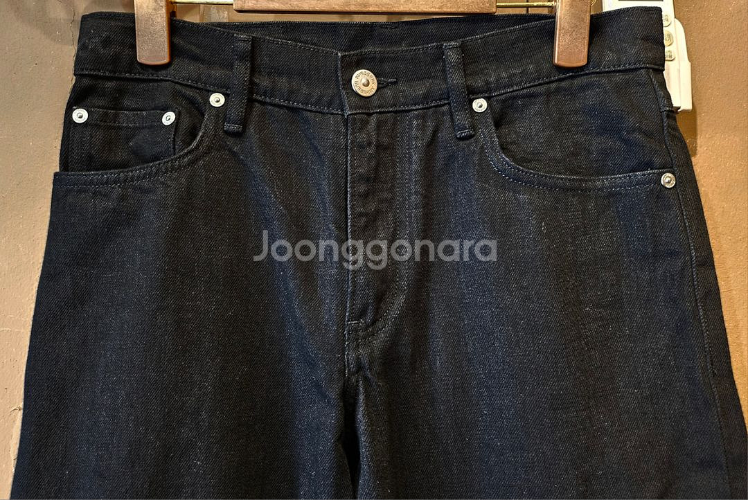 버버리 블랙진 (새제품)--1