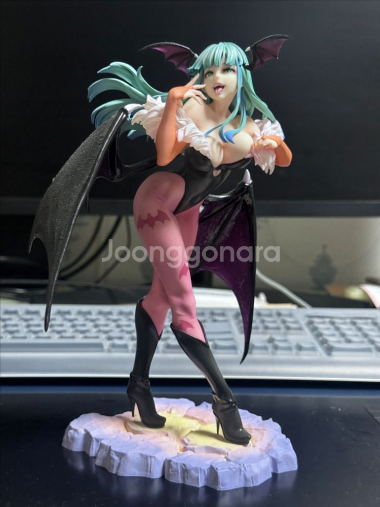 코토부키야 모리건 피규어--0