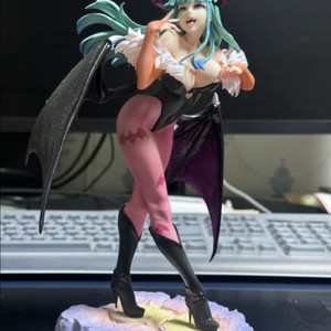 코토부키야 모리건 피규어