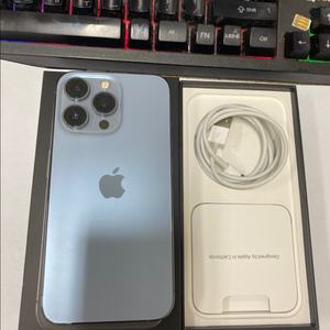 아이폰13프로 블루 SS급 256GB 무잔상