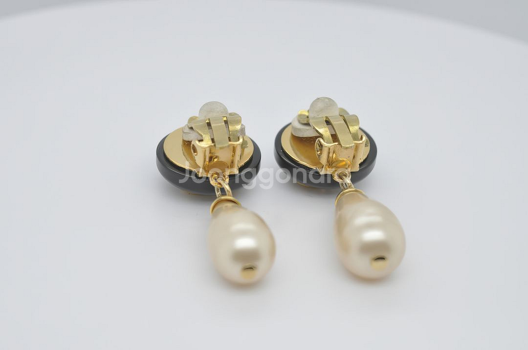 빈티지 샤넬 코코마크 95P 클래식 클립온 귀걸이--6