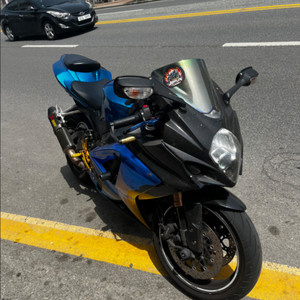 스즈끼 GSX-R1000 오토바이