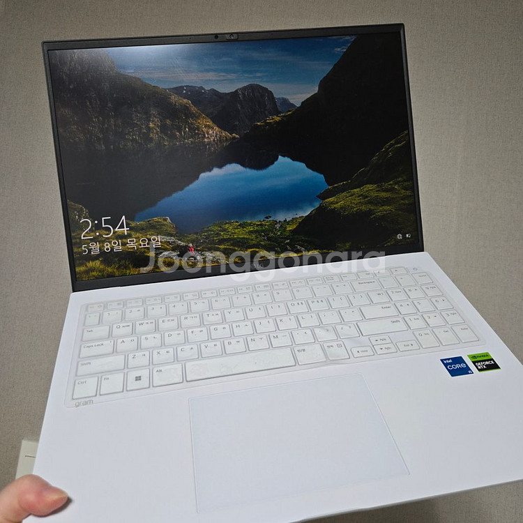LG그램 16인치 RTX-2050--0