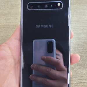 갤럭시 S10 5G 512G 무잔상 깨끗한 중고폰 공기