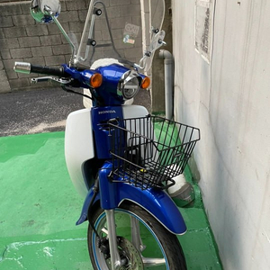 21년식 슈퍼커브 블루 4141km