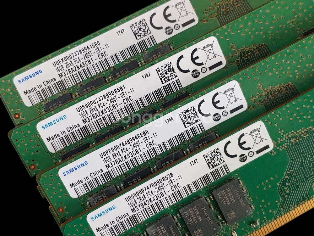 삼성전자 DDR4 2400T 16GB PC용 메모리--5