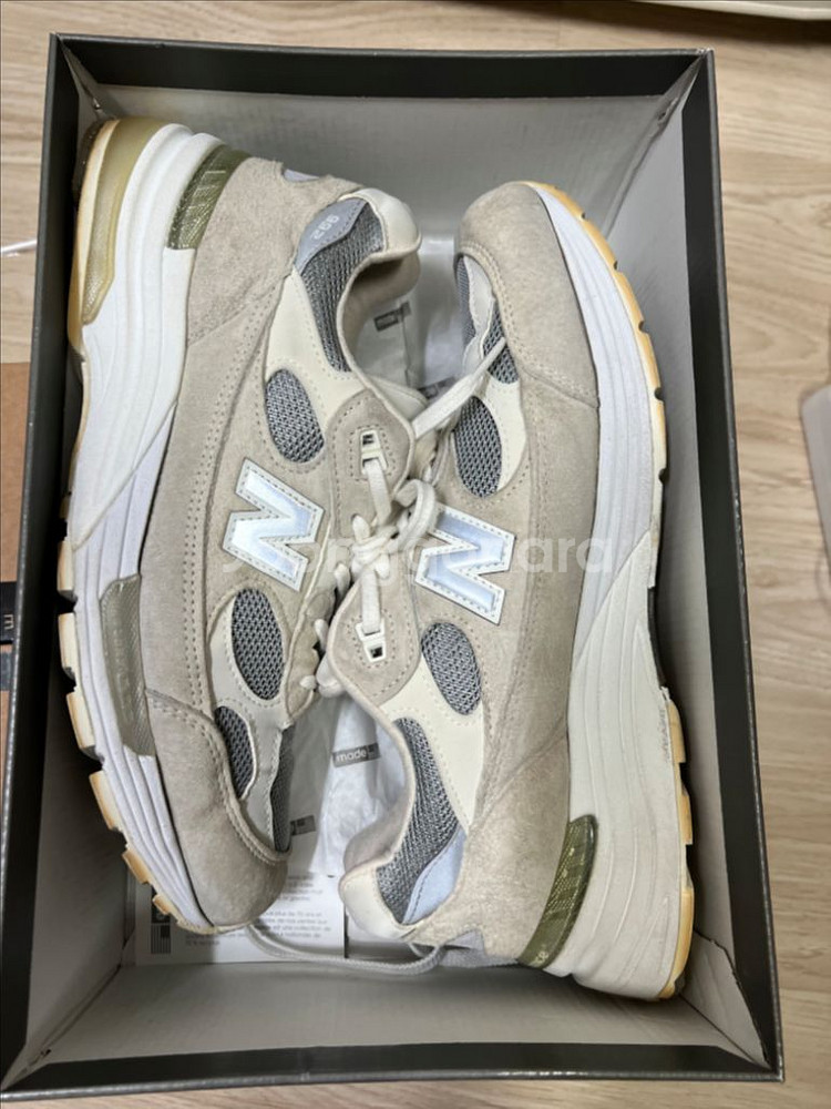 뉴발란스 992 화이트 280 팝니다--5