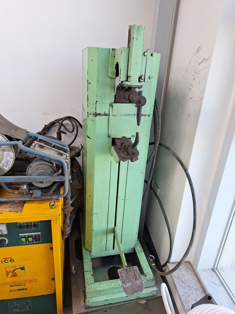 신일전기 스폿트 용접기--1