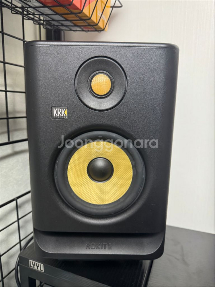 krk rokit 5 G4 1조--0