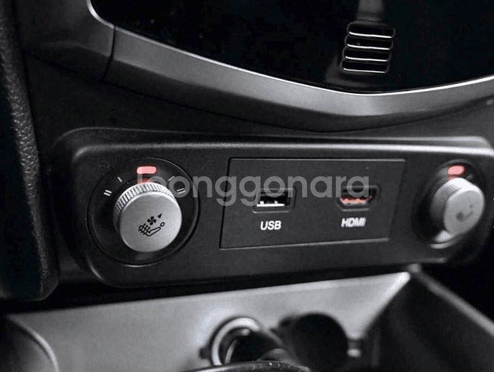 *16년 티볼리 디젤 2WD 1.6 LX*--2
