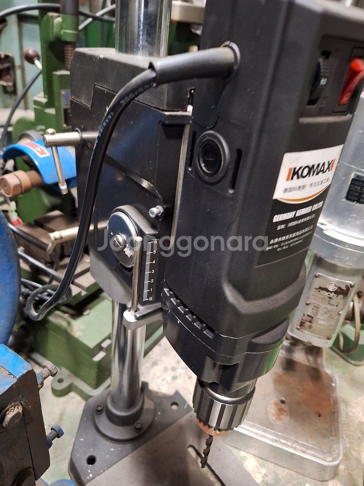 KOMAX 중국탁상드릴 상태 A급 좋음.--2
