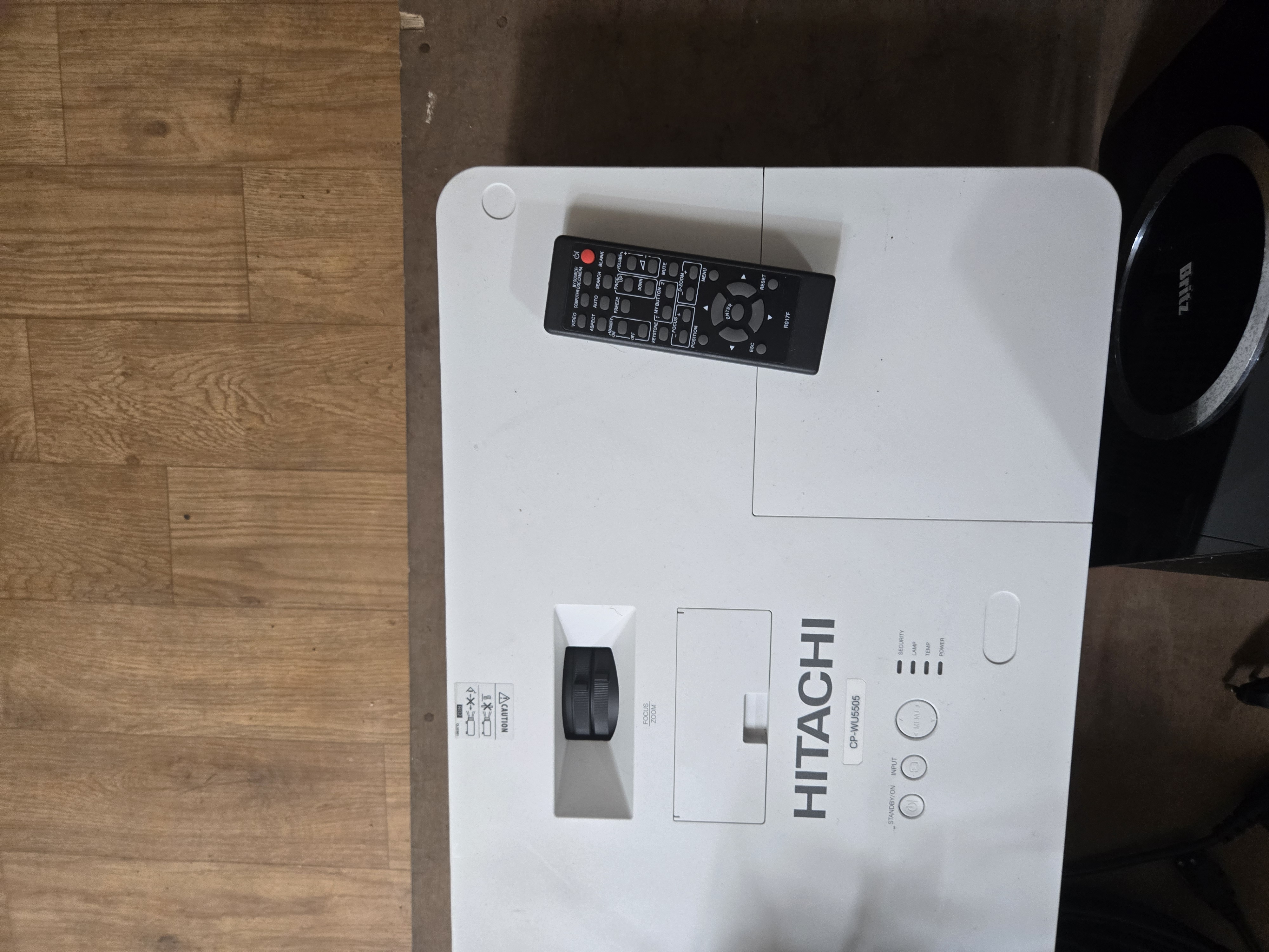 HITACHI CP-WU5505 5200 안시