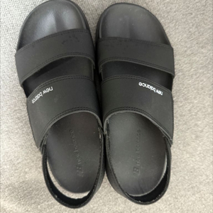 뉴발란스 240 샌들