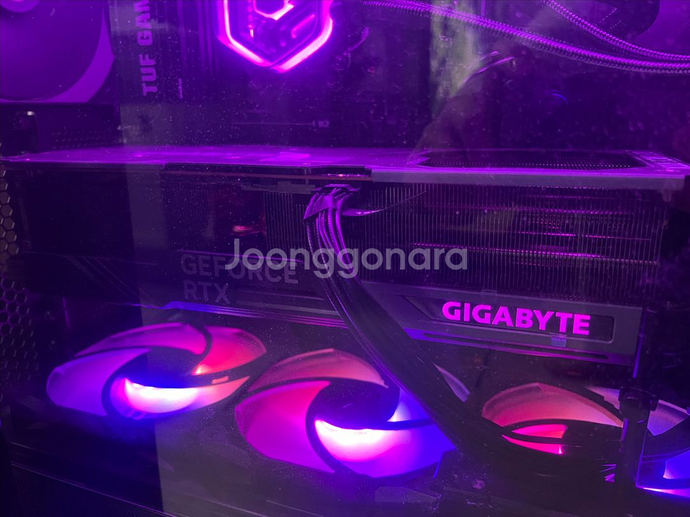 기가바이트 RTX 4090 GAMING OC--2