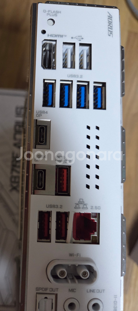 기가바이트 어로스 프로아이스 x870e(피씨디렉)--4