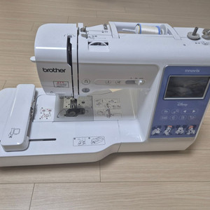 브라더 M380D 자수미싱 겸 미싱