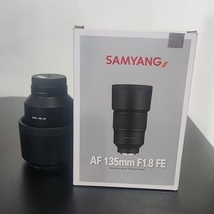 삼양 AF 135mm F1.8 FE